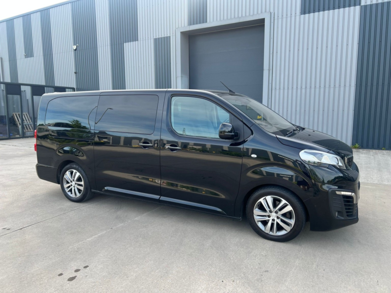 2020 Peugeot Traveller 2.0 Bluehdi Allure in Black — image 1