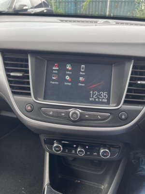 2018 Vauxhall Crossland X 1.2 Se in Grey — image 2