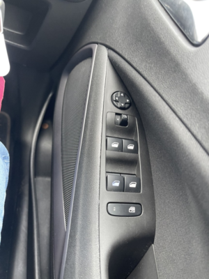 2018 Vauxhall Crossland X 1.2 Se in Grey — image 3