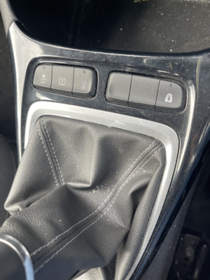 2018 Vauxhall Crossland X 1.2 Se in Grey — image 5