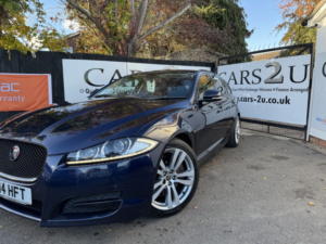 2014 Jaguar Xf 3.0 D S V6 Portfolio in Blue — image 4