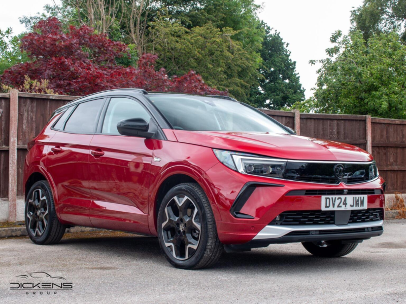 2024 Vauxhall Grandland 1.2 Turbo Ultimate Auto Euro 6 (s/s) 5dr in Red — image 1