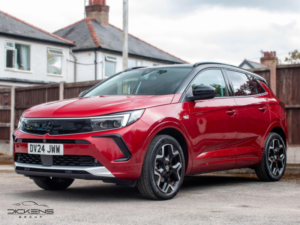 2024 Vauxhall Grandland 1.2 Turbo Ultimate Auto Euro 6 (s/s) 5dr in Red — image 3