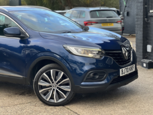 2020 Renault Kadjar 1.5 Iconic Blue Dci 115 Auto Edc My19 in Blue — image 4