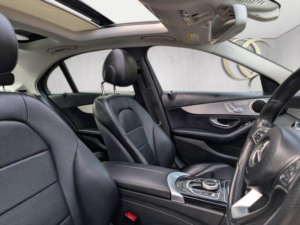 2017 Mercedes-Benz C Class 2.0 C200 Sport (premium) G-Tronic+ Euro 6 (s/s) 4dr in White — image 2