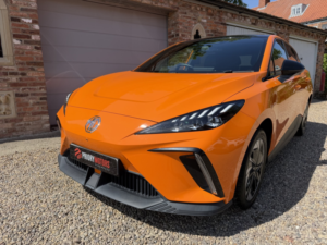 2022 MG Mg4 64kwh Trophy Long Range in Orange — image 5
