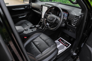 2024 Ford Ranger 2.0 Td Ecoblue Wildtrak Auto 4WD Euro 6 (s/s) 4dr in Black — image 3