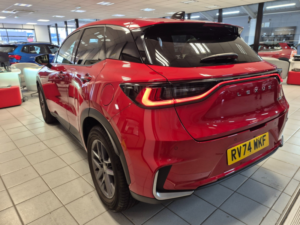 2024 Lexus Lbx 1.5 Vvt-Ie Premium SUV 5dr Petrol Hybrid E-CVT Euro 6 (s/s) (136 Ps) in Red — image 2