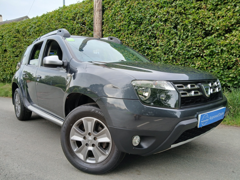 2015 Dacia Duster 1.5 Dci Laureate SUV 5dr Diesel Manual Euro 5 (110 Ps) in Grey — image 1