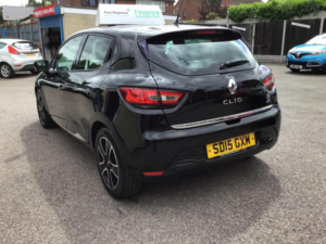 2015 Renault Clio 1.5 Dci Dynamique Medianav Euro 5 (s/s) 5dr in Black — image 4