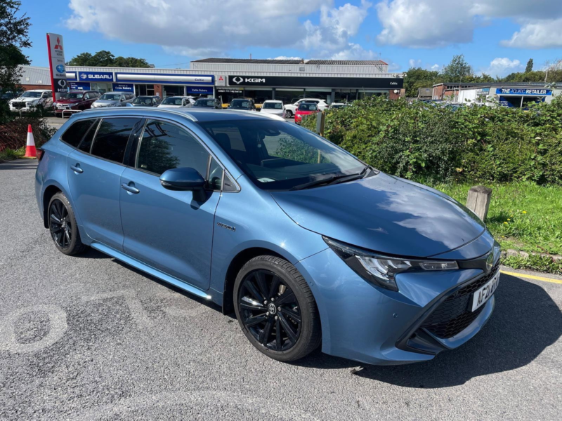2021 Toyota Corolla 1.8 Vvt-H Design Touring Sports CVT Euro 6 (s/s) 5dr in Blue — image 1