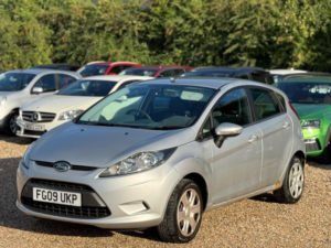 2009 Ford Fiesta 1.25 Style 5dr in Silver — image 6