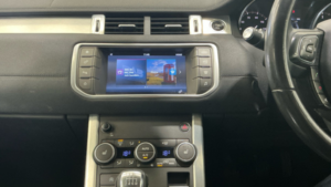 2017 Land Rover Range Rover Evoque Ed4 Se in Black — image 6