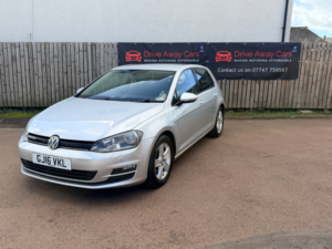 2016 Volkswagen Golf 1.0 Tsi Match Edition Bluemotion in Silver — image 3