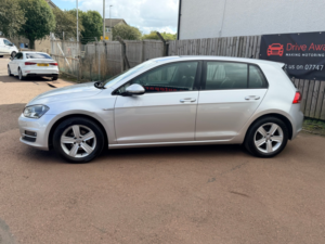 2016 Volkswagen Golf 1.0 Tsi Match Edition Bluemotion in Silver — image 5