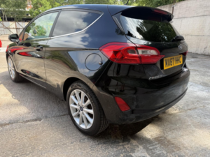 2017 Ford Fiesta 1.0 T Ecoboost Titanium in Black — image 6