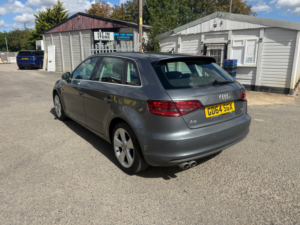 2015 Audi A3 2.0 Tdi Sport Sportback 5dr Diesel S Tronic Euro 6 (s/s) (150 Ps) in Grey — image 4