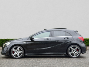 2017 Mercedes-Benz A Class 2.0 A250 Amg (premium) Hatchback 5dr Petrol 7g-Dct Euro 6 (s/s) (218 Ps) in Black — image 4