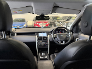 2015 Land Rover Discovery Sport 2.2 Sd4 Hse in Grey — image 2