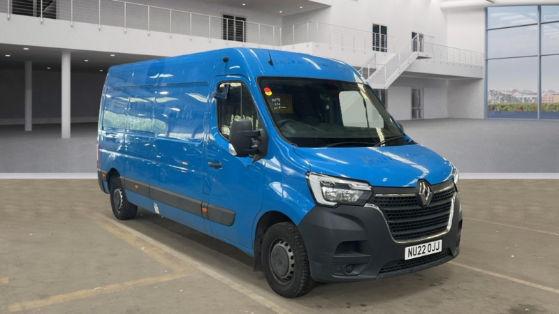 2022 Renault Master 2.3 Fwd Lm35 Energy Dci 150 Business My19 in Blue — image 1