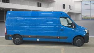 2022 Renault Master 2.3 Fwd Lm35 Energy Dci 150 Business My19 in Blue — image 5