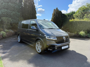2020 Volkswagen Transporter 2.0 Tdi T32 Highline 150 DSG in Grey — image 5
