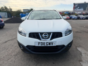 2011 Nissan Qashqai 1.6 N-Tec 2WD Euro 5 5dr in White — image 2