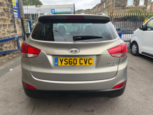 2011 Hyundai Ix35 1.7 Crdi Premium Euro 5 (s/s) 5dr in Silver — image 5