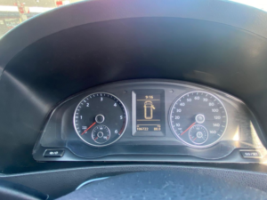 2014 Volkswagen Transporter 2.0 Tdi T30 Highline Kombi 4dr Diesel Manual L1 H1 (198 G/km, 138.08 Bhp) in Silver — image 6