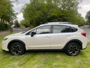 2013 Subaru Xv D S in White — image 5