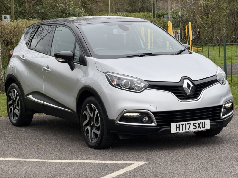 2017 Renault Captur 1.5 Dynamique S Nav Dci 90 in Silver — image 1