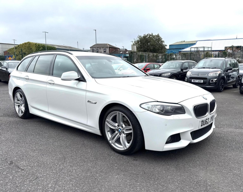 2012 BMW 5 Series 2.0 520d M Sport Touring Steptronic Euro 5 (s/s) 5dr in White — image 1