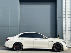 2019 Mercedes-Benz E Class 4.0 E63 V8 Biturbo Amg S Spds Mct 4matic+ Euro 6 (s/s) 4dr in White — image 4