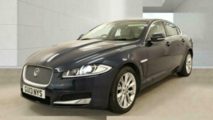2013 Jaguar Xf 2.2d Premium Luxury Auto Euro 5 (s/s) 4dr in Blue — image 3