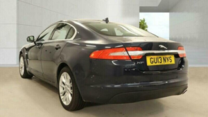 2013 Jaguar Xf 2.2d Premium Luxury Auto Euro 5 (s/s) 4dr in Blue — image 4