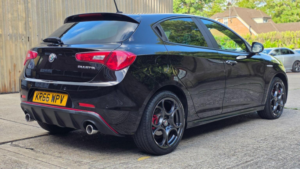 2016 Alfa Romeo Giulietta 2.0 Jtdm-2 Speciale Tct Euro 6 (s/s) 5dr in Black — image 6