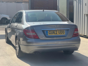2012 Mercedes-Benz C Class 2.1 C200 Cdi Blueefficiency Executive Se Euro 5 (s/s) 4dr in Silver — image 4