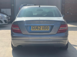 2012 Mercedes-Benz C Class 2.1 C200 Cdi Blueefficiency Executive Se Euro 5 (s/s) 4dr in Silver — image 5