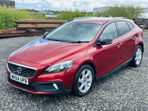 2014 Volvo V40 Cross Country 1.6 D2 Lux in Red — image 6