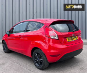 2016 Ford Fiesta 1.25 Zetec Hatchback 3dr Petrol Manual Euro 6 (82 Ps) in Red — image 6