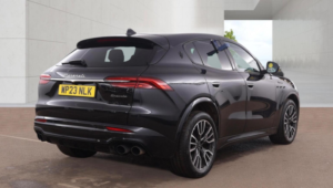 2023 Maserati Grecale 2.0 Mhev Modena Zf 4WD Euro 6 (s/s) 5dr in Black — image 4