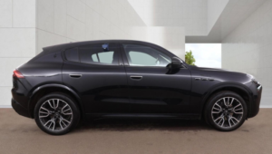 2023 Maserati Grecale 2.0 Mhev Modena Zf 4WD Euro 6 (s/s) 5dr in Black — image 5