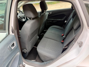 2011 Ford Fiesta 1.25 Edge 5dr in White — image 6