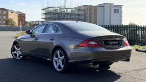 2007 Mercedes-Benz Cls 5.5 Cls500 in Grey — image 3
