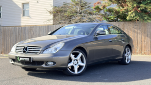 2007 Mercedes-Benz Cls 5.5 Cls500 in Grey — image 4