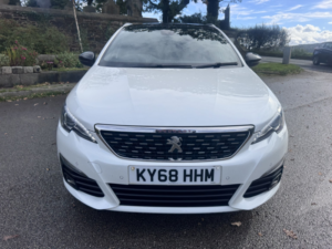 2018 Peugeot 308 Sw 1.5 Bluehdi Gt Line in White — image 2