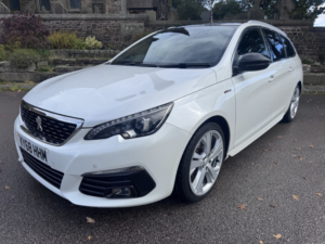 2018 Peugeot 308 Sw 1.5 Bluehdi Gt Line in White — image 3