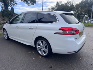 2018 Peugeot 308 Sw 1.5 Bluehdi Gt Line in White — image 5