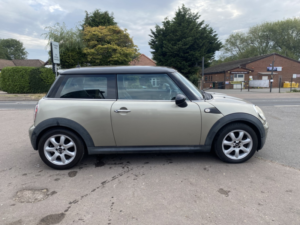 2009 MINI Hatch