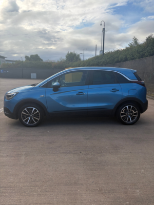 2020 Vauxhall Crossland X 1.2 Elite SUV 5dr Petrol Manual Euro 6 (s/s) (83 Ps) in Blue — image 2